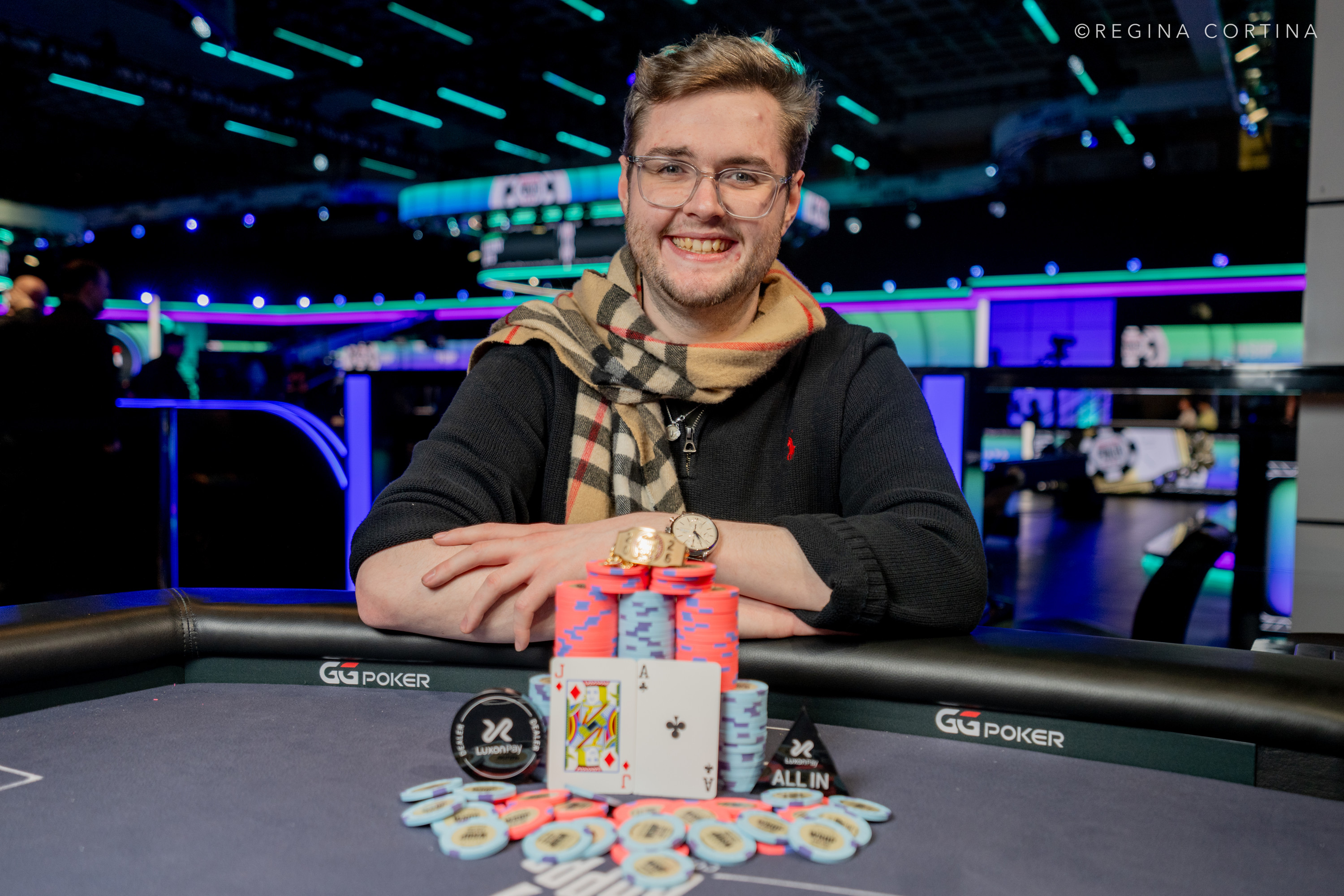 26岁新星登顶！Dwan斩获WSOP高额赛冠军背后的战术与心路 - AG真人